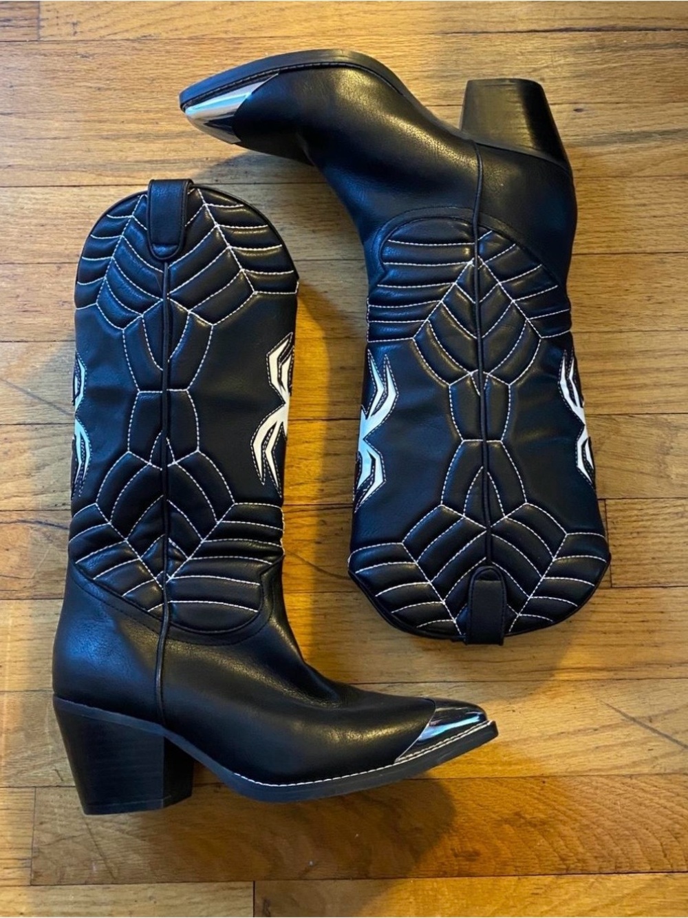 NEW Widow Dollskill spiderweb cowgirl boots 7 - Picture 3 of 3